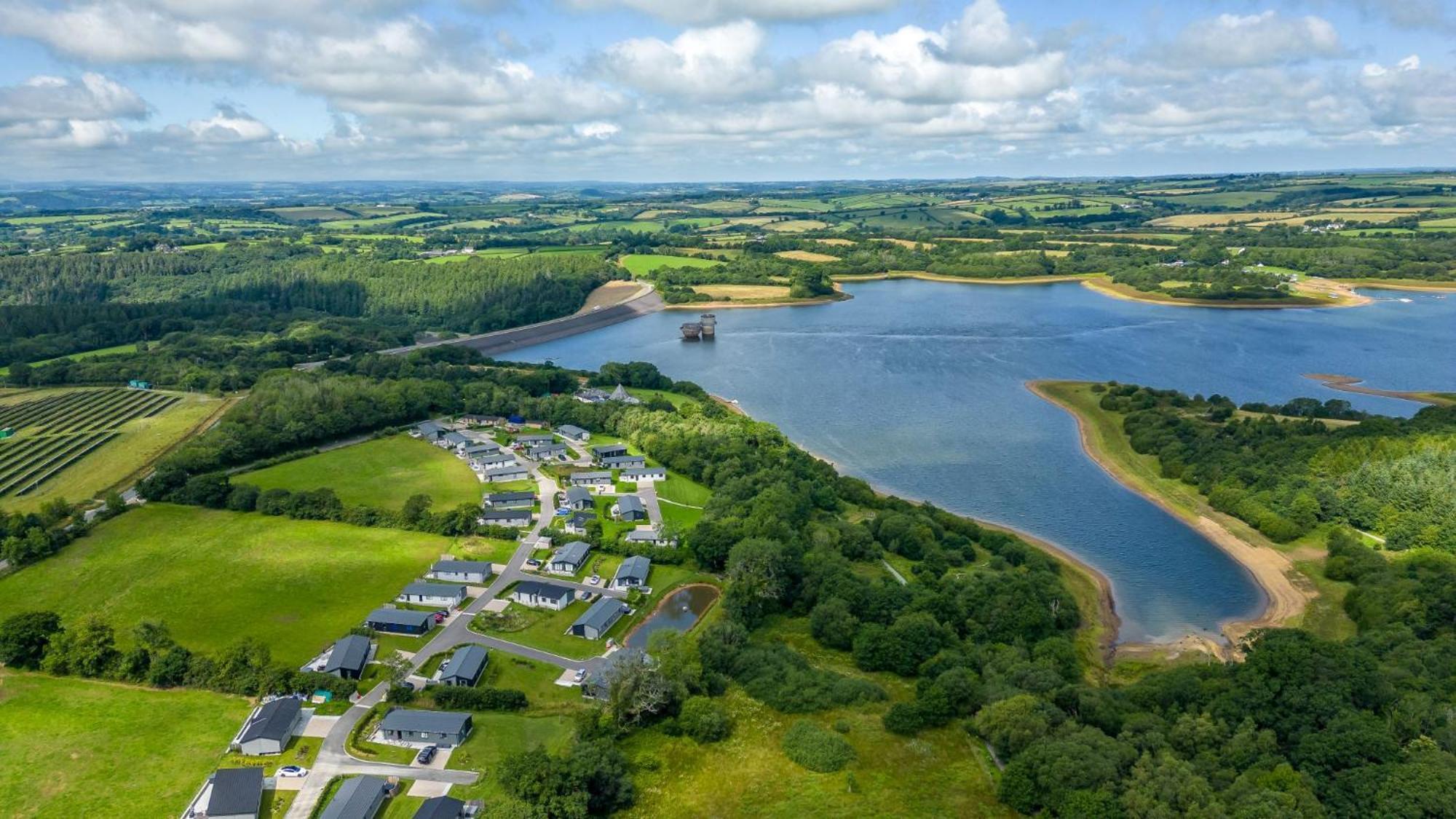 Buttercup Lodge, 33 Roadford Lake Lodges Lifton Екстериор снимка