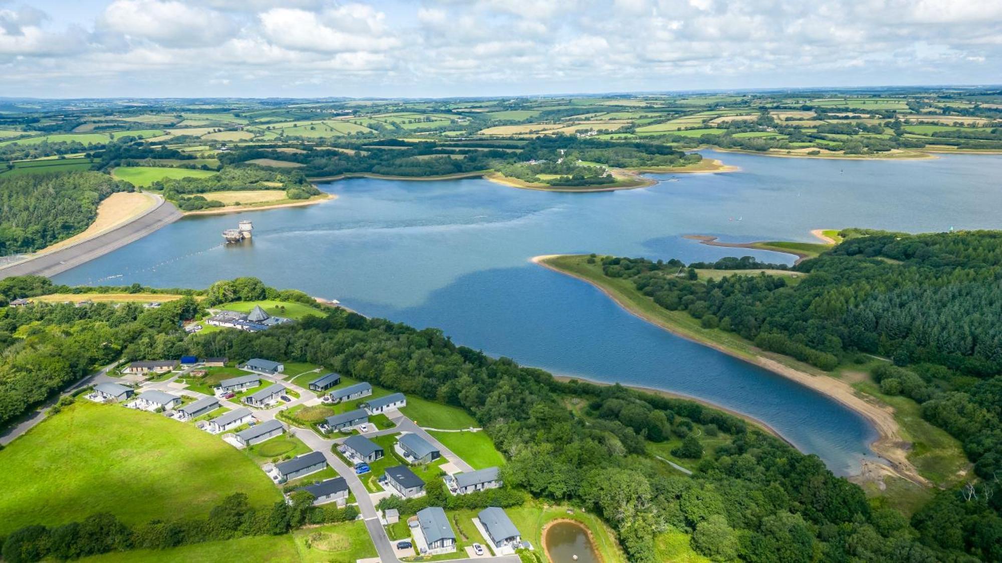 Buttercup Lodge, 33 Roadford Lake Lodges Lifton Екстериор снимка